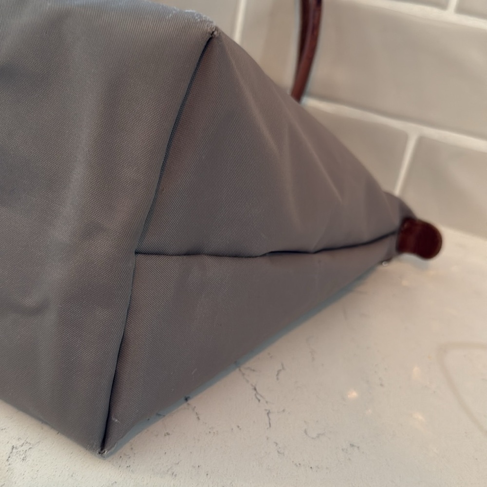 Longchamp Gray nylon tote - Picture 6 of 10